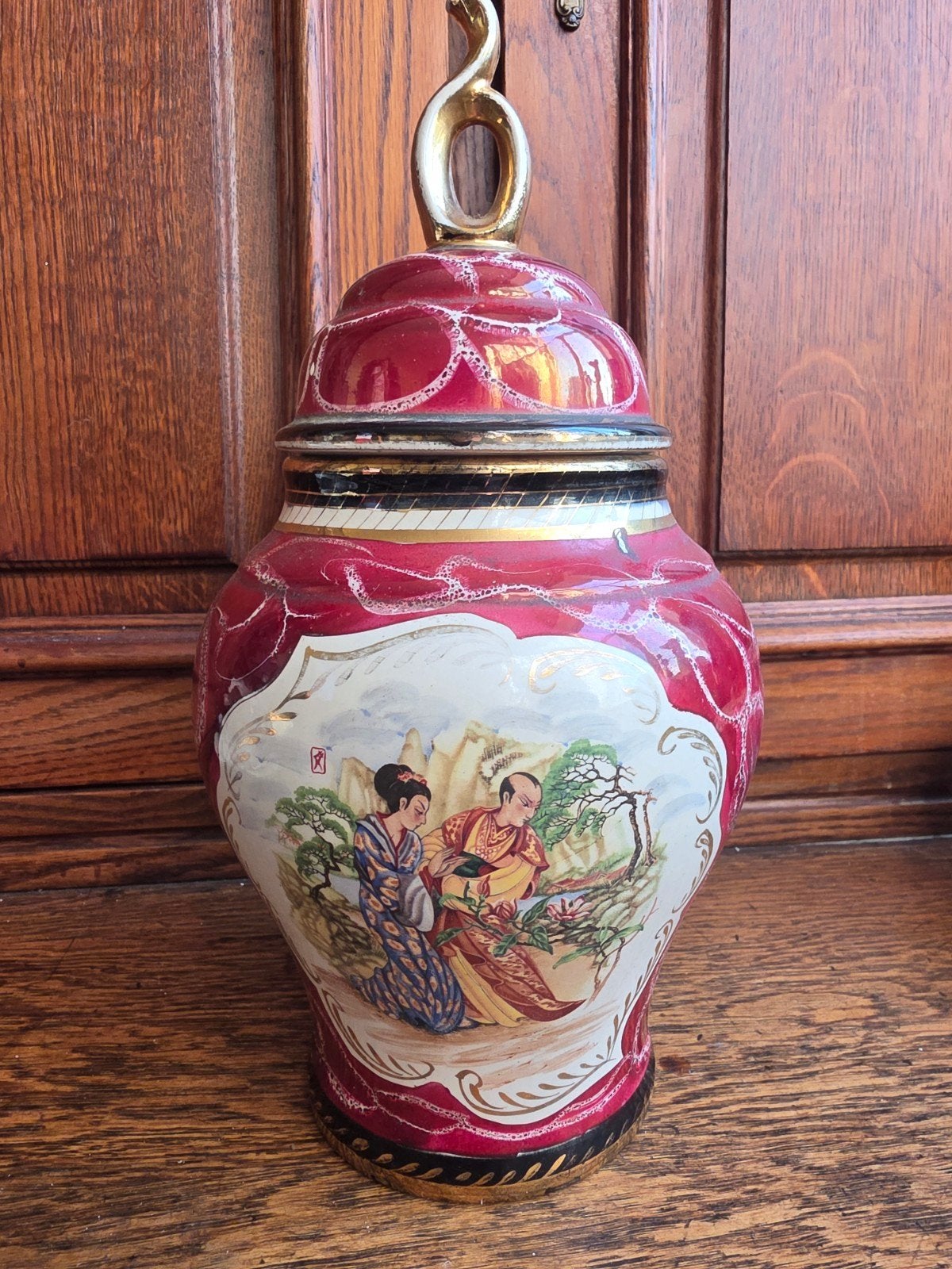 Vase potiche couvert