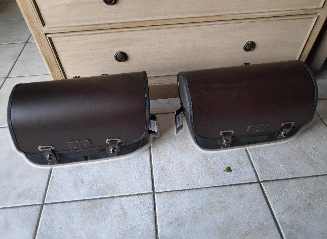 nieuwe leder tassen triumph linker en rechter tas ,, Ophalen of Verzenden