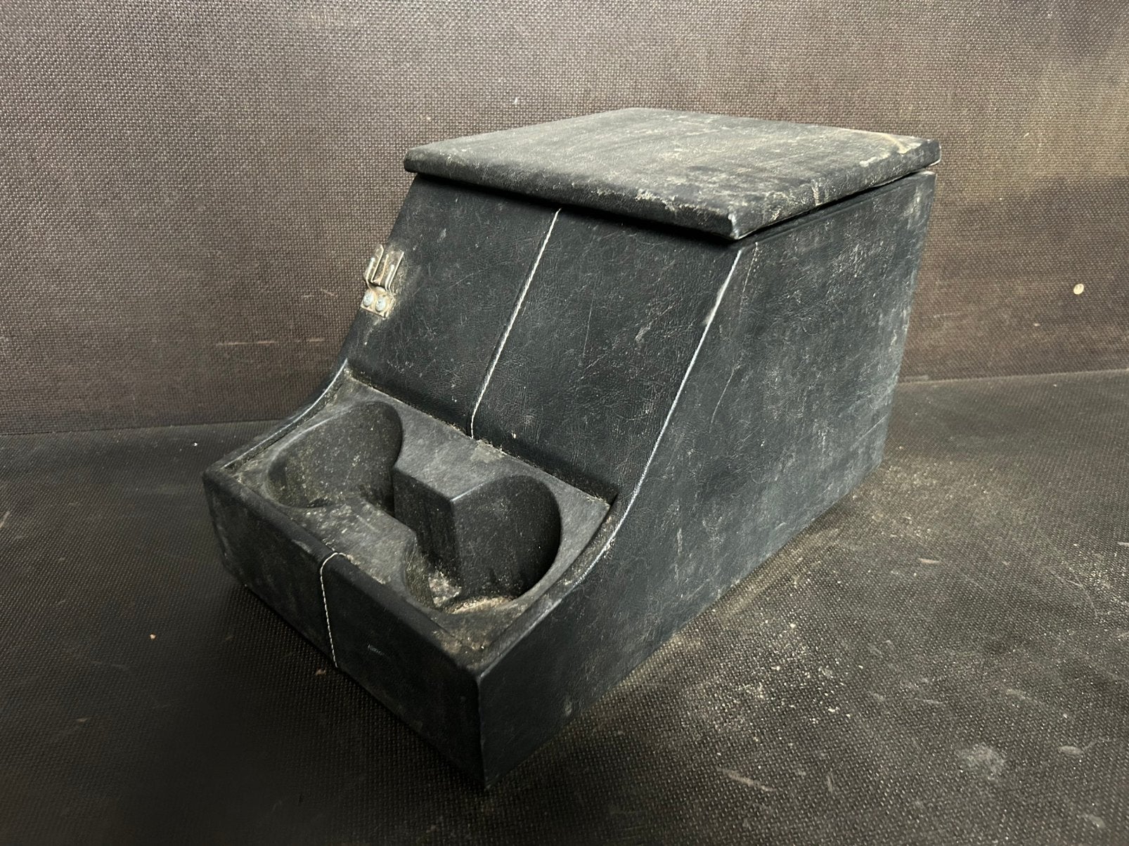 Cubbybox Defender, Enlèvement
