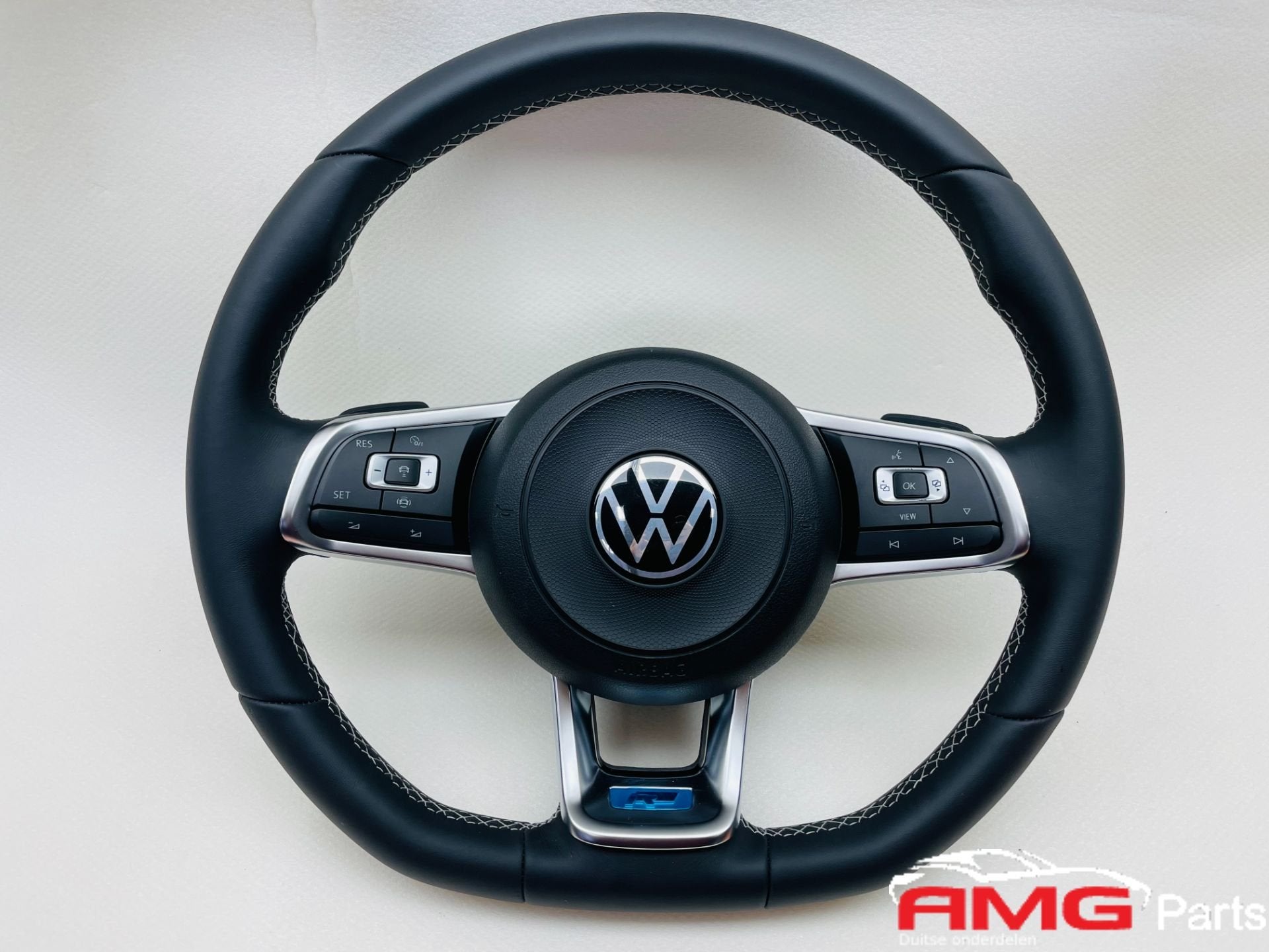Volant Vw Tiguan R Line avec boutons ACC Airbag DSG Facelift, Autos : Pièces & Accessoires, Neuf, Volkswagen, Volkswagen AG, Vw@volkswagen.de