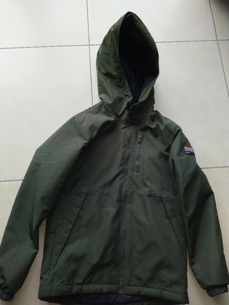 Veste Jack et Jones taille 152 garçon, Enfants & Bébés, Garçon, Pull ou Veste, Comme neuf, Enlèvement