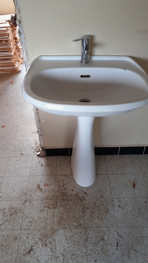 handwasbakje met kraan, Ophalen, Gebruikt