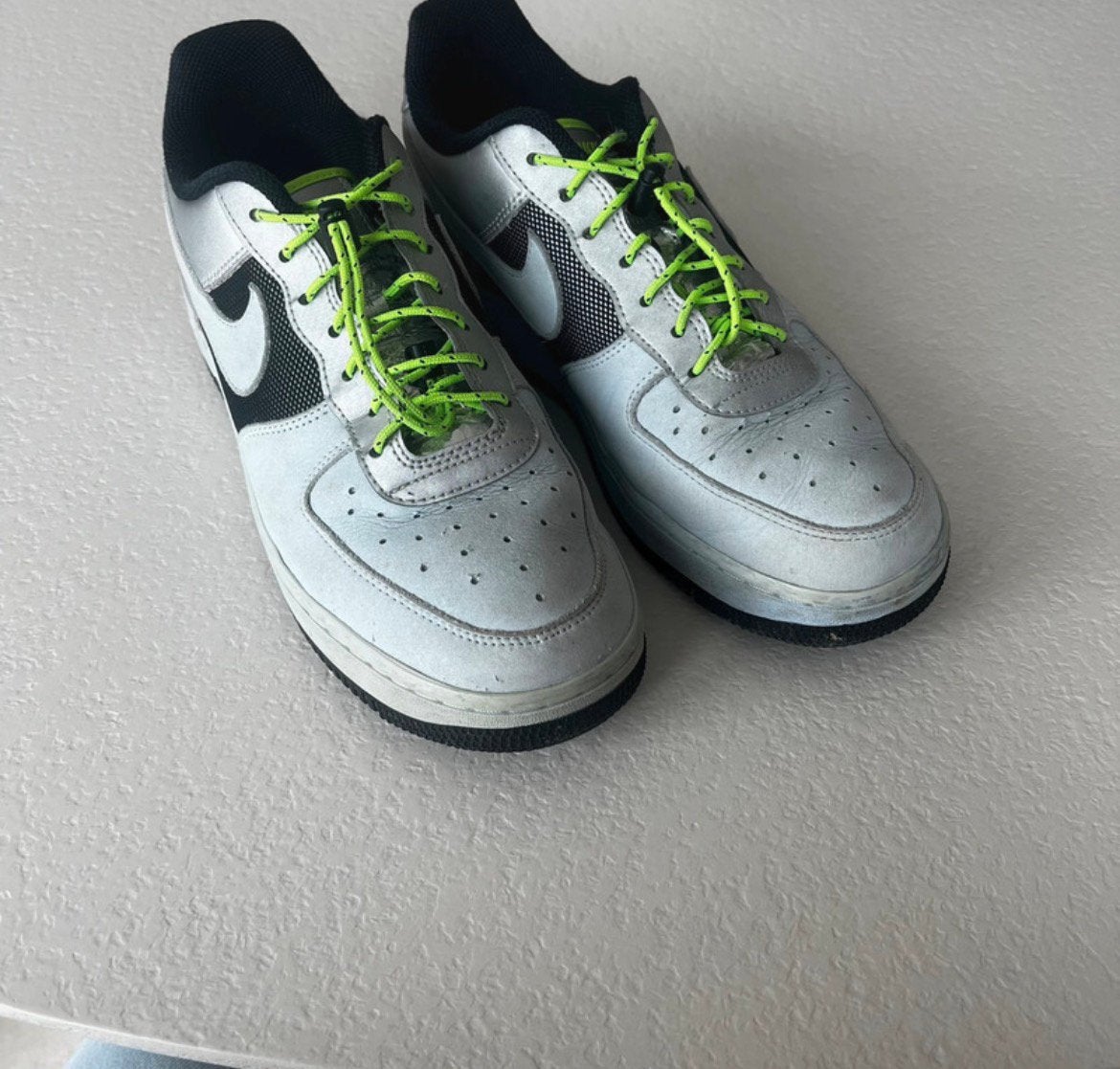 Special Edition Nike Air Force 1 Low Neon-Groen-Zilver, Ophalen of Verzenden, Zo goed als nieuw, Zwart, Sneakers