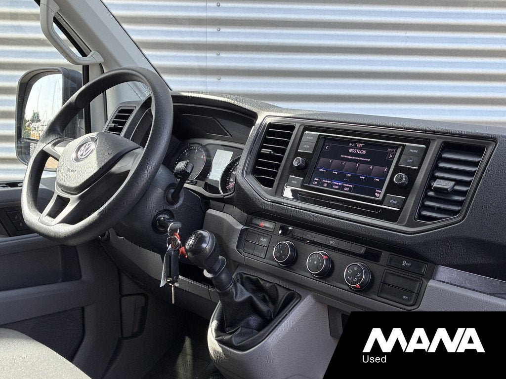 Volkswagen Crafter 35 2.0 TDI L4 Airco Laadklep 750kg Carpla, Autos, Achat, Entreprise, 3000 kg, Noir