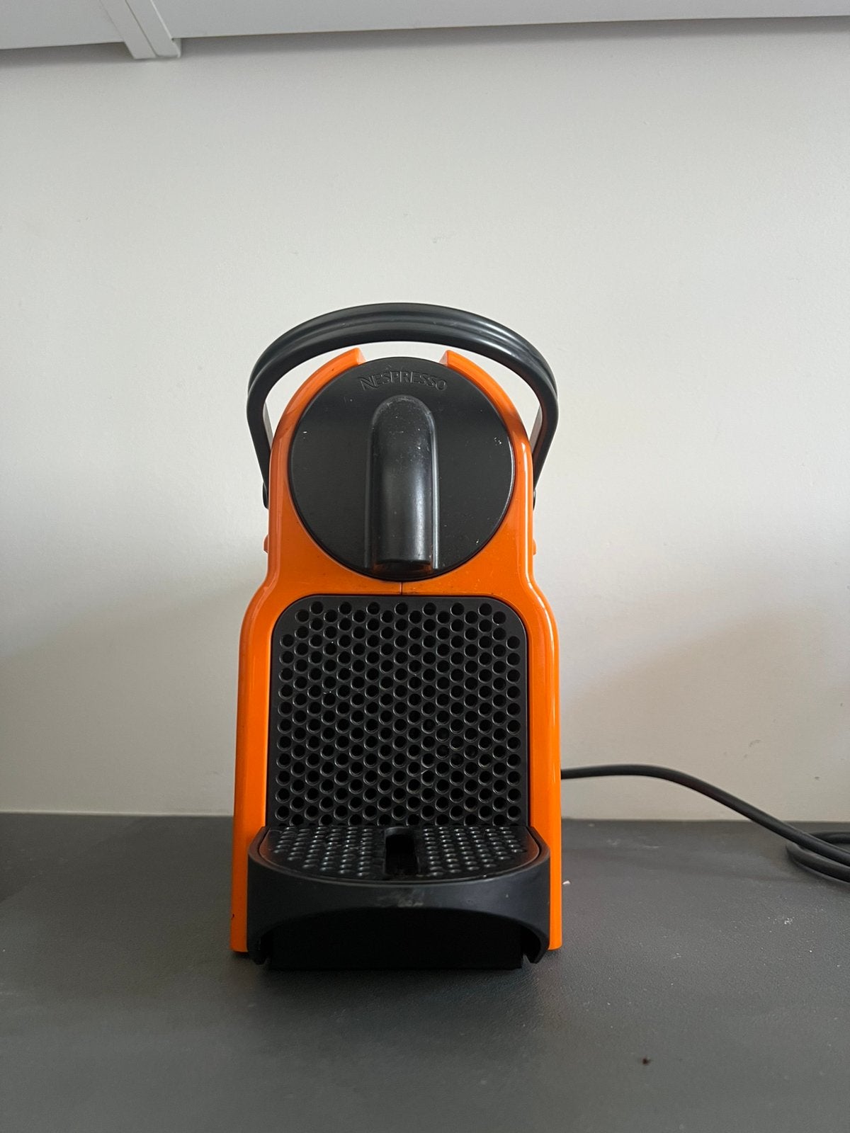 Machine Nespresso Magimix, Electroménager, Cafetières, Machine à espresso, Réservoir d'eau amovible, Dosettes et capsules de café