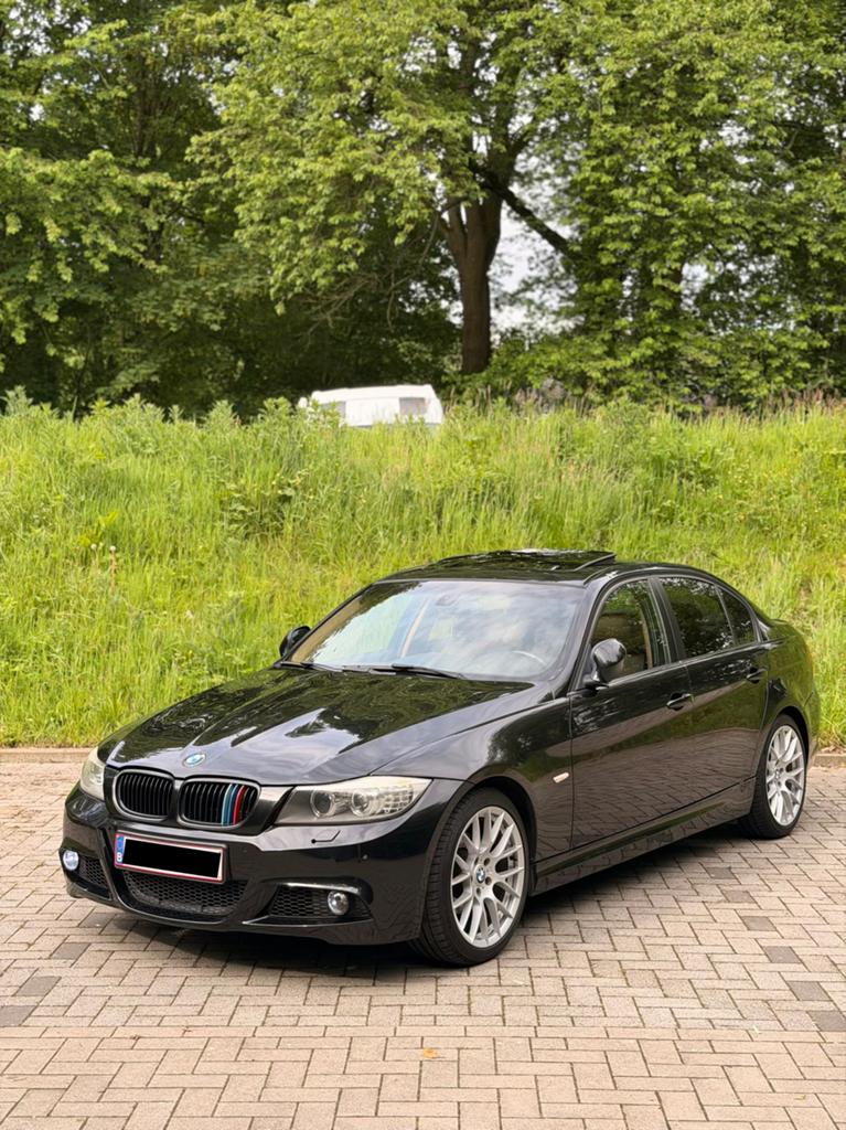 BMW Série 3 prête à immatriculer, Autos, BMW, Particulier, Série 3, Caméra de recul, Essence, Automatique, Blanc, Alcantara, Enlèvement