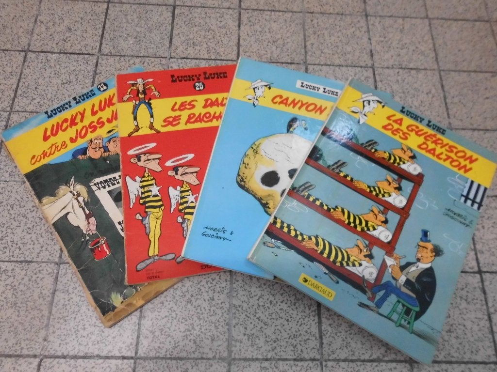 lot de 4 bd anciennes " lucky luke " morris, Livres, Enlèvement ou Envoi