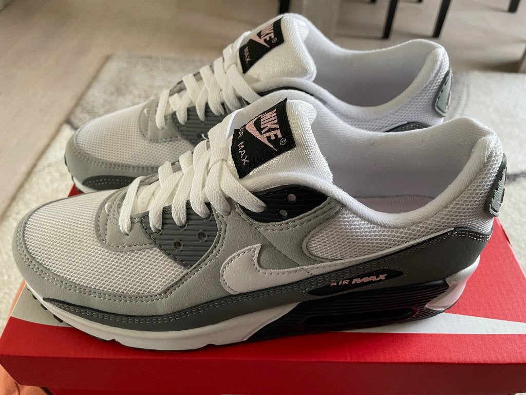 Nike air max, NIEUW. Maat 42. Moet SNEL weg!!, Kleding | Heren, Ophalen, Nieuw, Sneakers