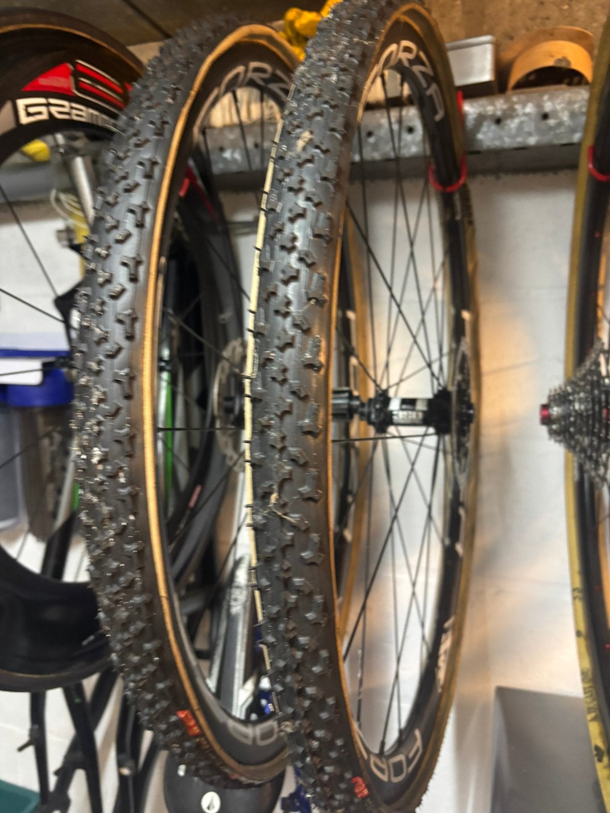 Wielen cyclocross forza, Fietsen en Brommers, Ophalen, Zo goed als nieuw