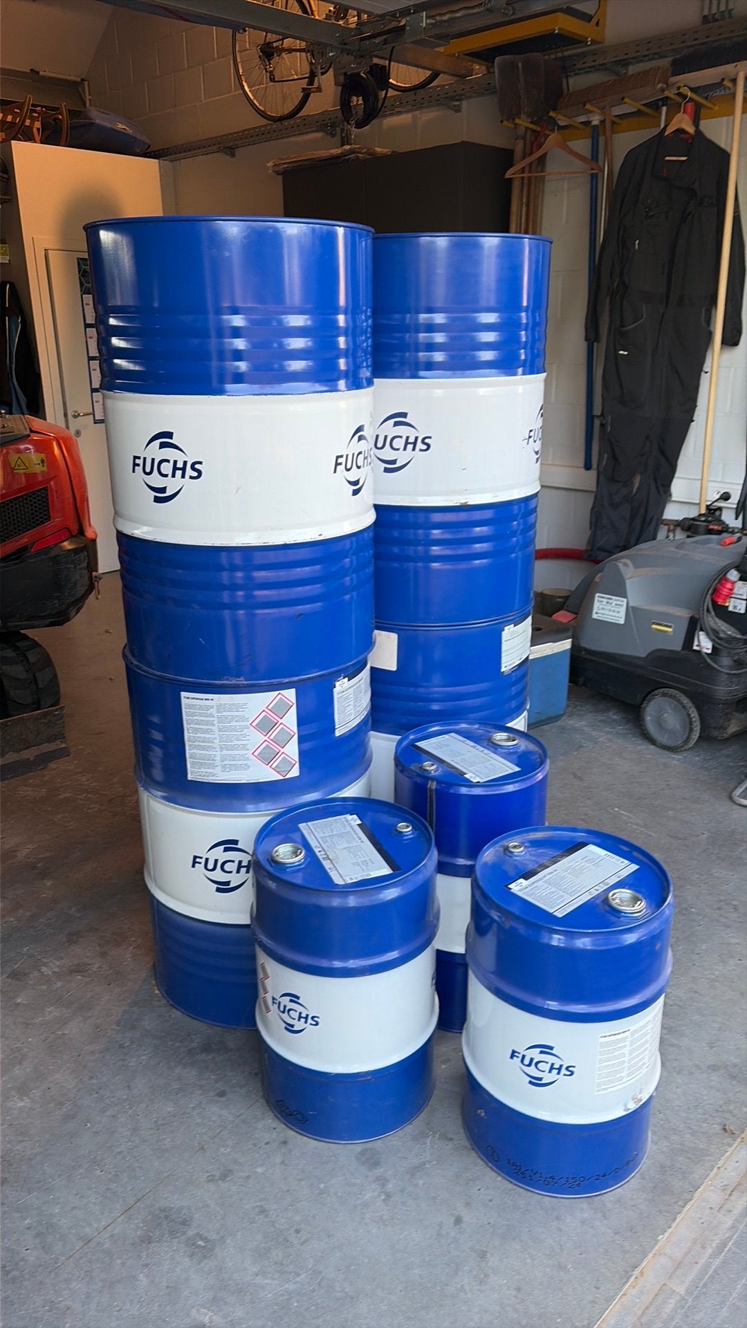 Lege olie vaten 205L & 60L, Ophalen, Zo goed als nieuw