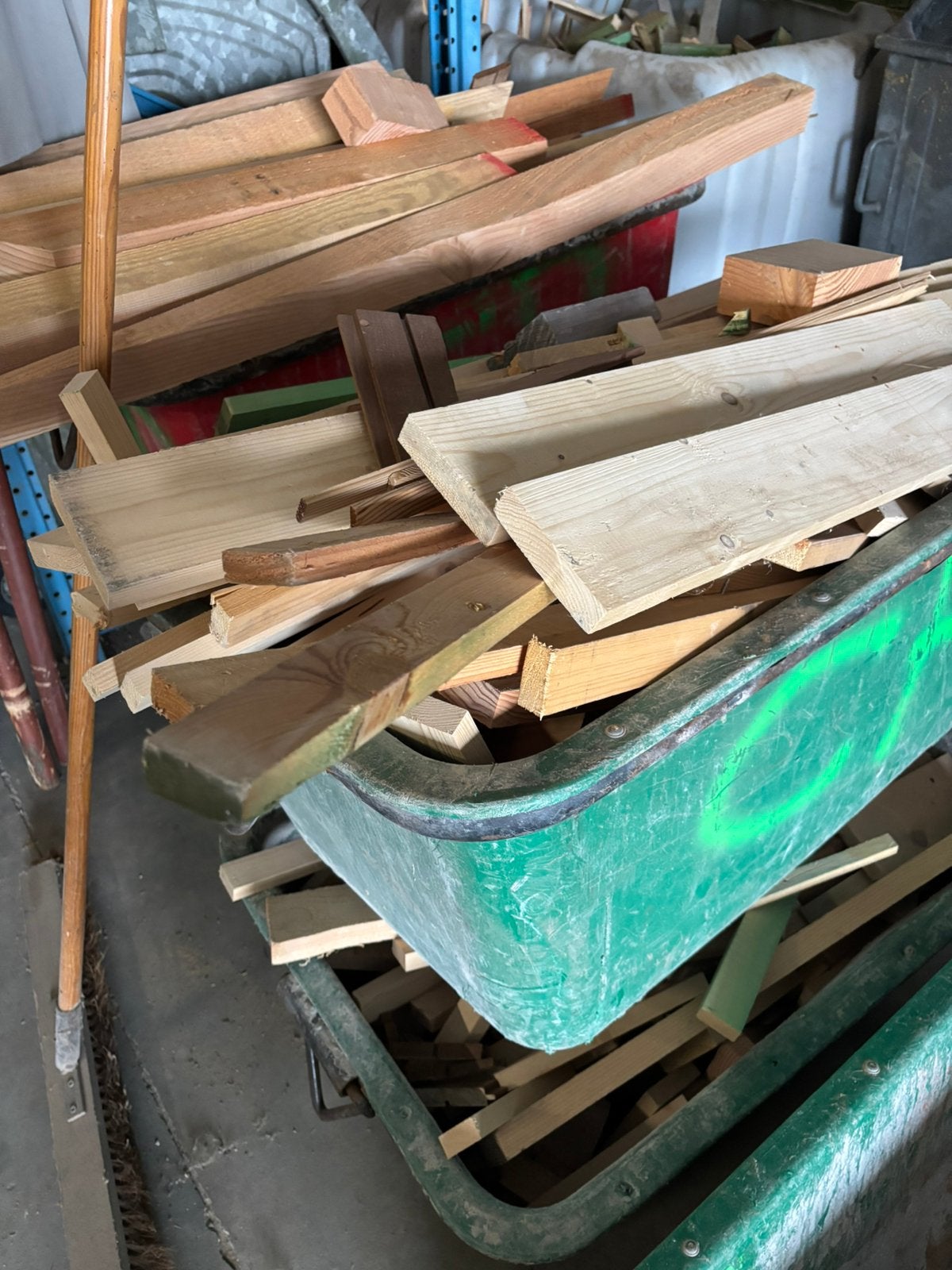 Brandhout, Doe-het-zelf en Bouw, Hout en Planken, Ophalen, Zo goed als nieuw