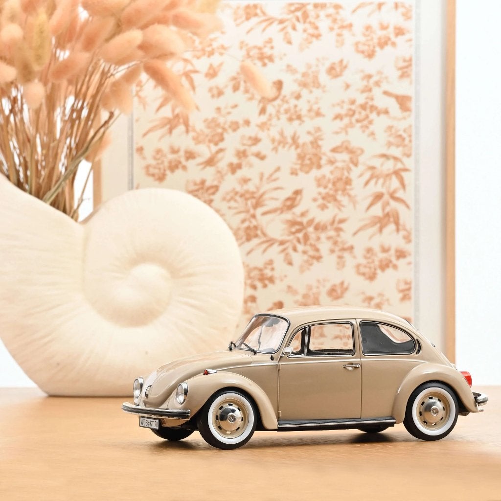 VW BEETLE 1303 - Edition limitée - Échelle 1/18 - PRIX : 69€, Hobby & Loisirs créatifs, Voitures miniatures | 1:18, Enlèvement