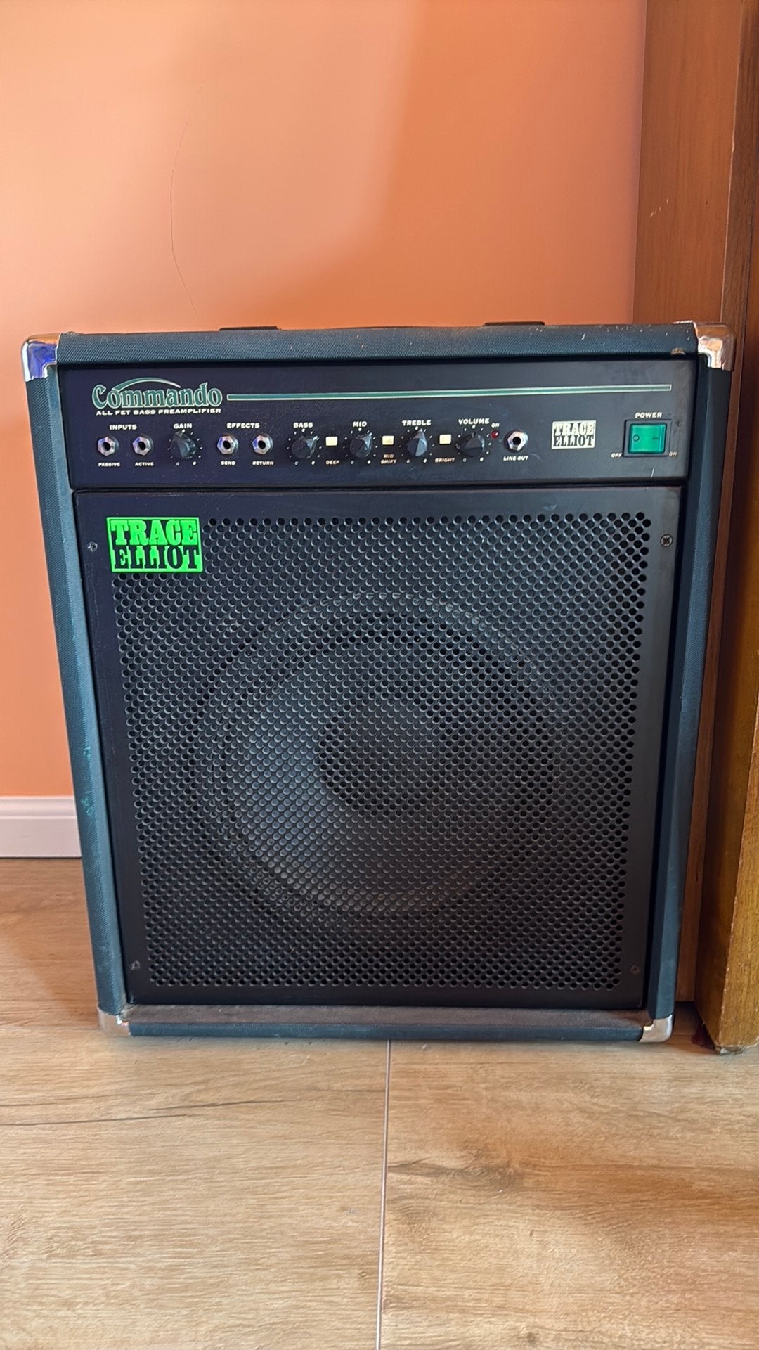 Trace Elliot Commando 1001 Bass Combo, 100W 1x12” made in UK, Muziek en Instrumenten, Versterkers | Bas en Gitaar, Ophalen, Zo goed als nieuw