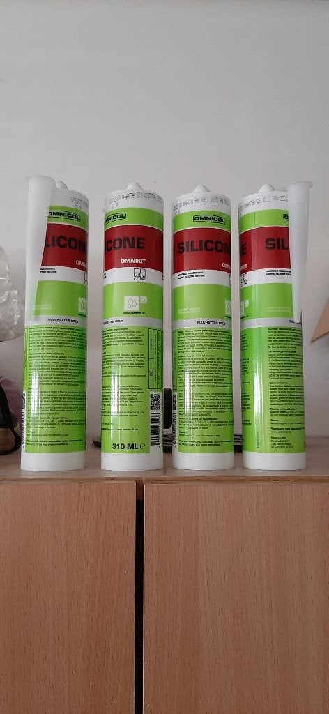 Silicone Omnicol Manhattan Grey, Doe-het-zelf en Bouw, Ophalen of Verzenden, Nieuw