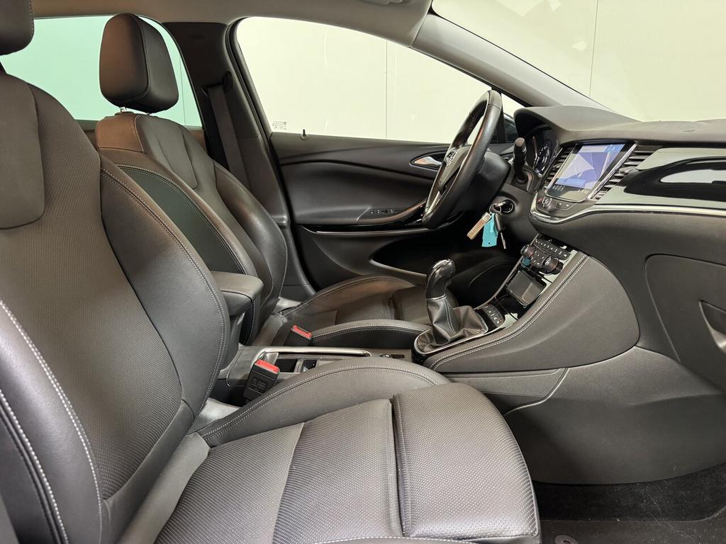 Opel Astra Sports Tourer 1.2 Benzine Man. - GPS - Airco - T, 0 kg, 1199 cc, 0 kg, Zwart