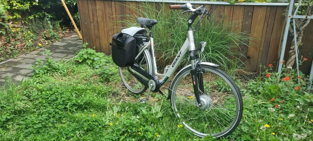 Mooie elektrische damesfiets, Enlèvement, Giant