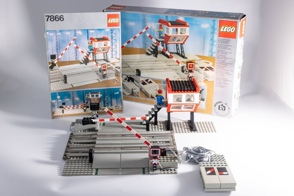 LEGO 7866 Traversée routière télécommandée 12 V (1983), Instructions incluses, Lego, Ensemble complet, Utilisé