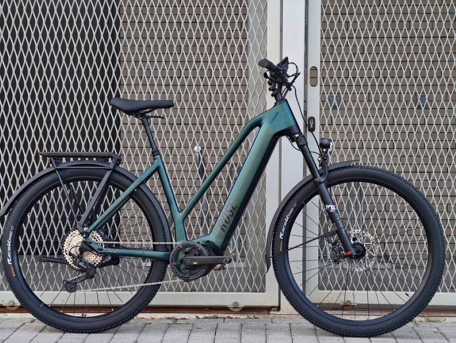 Vélo électrique Rose/Bosch Smart cx /750, Vélos & Vélomoteurs, Autres marques, 50 km par batterie ou plus, Comme neuf, Enlèvement