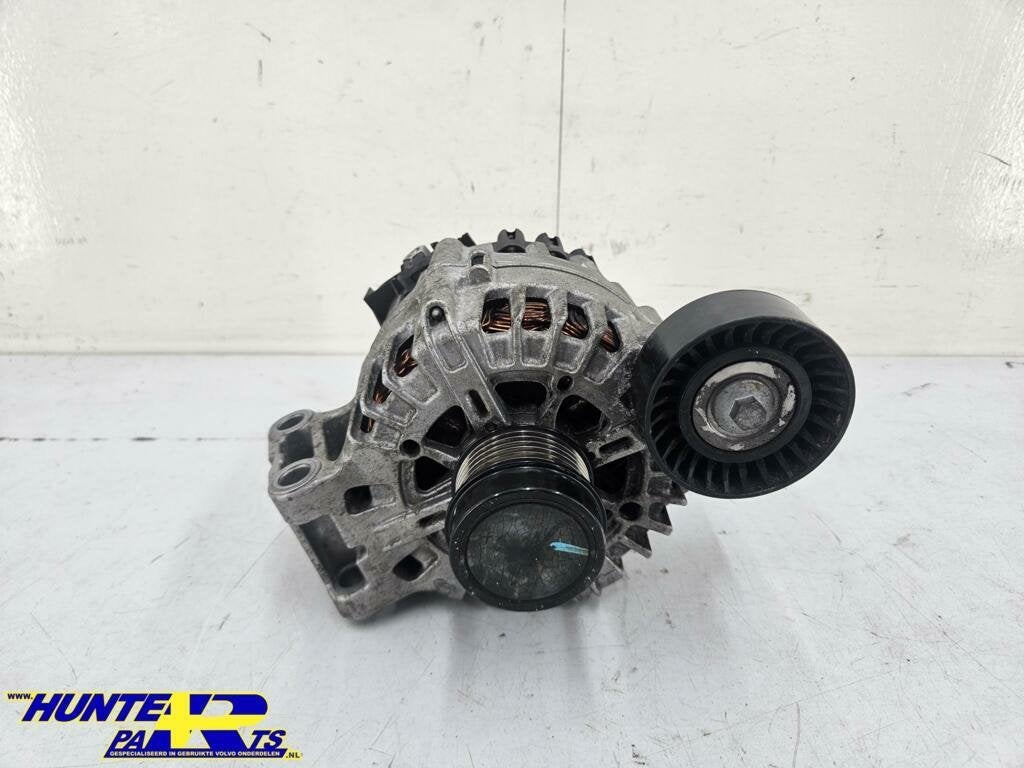 Dynamo Volvo V40 II 1.6 T3 ('12-'19) 31345236, Gebruikt, Ophalen of Verzenden, Volvo, Volvo
