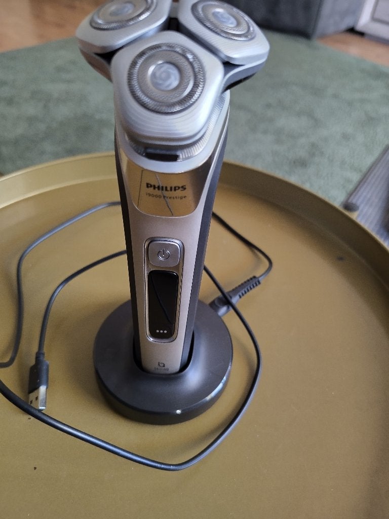 Rasoir PHILIPS i9000 Prestige Wet&Dry XP9203 nouveau, Enlèvement ou Envoi, Neuf, Tout le visage, Autres types