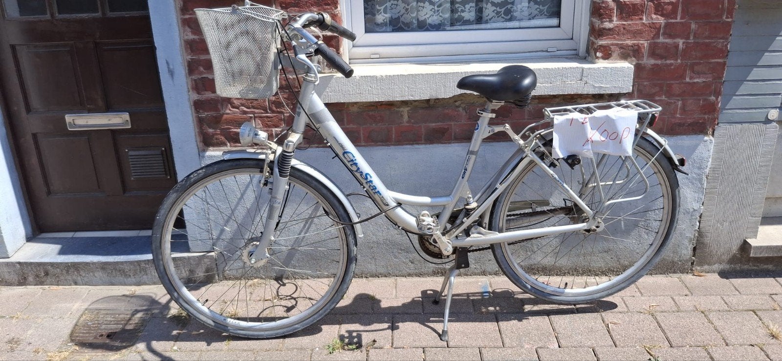 damesfiets met mandje op het stuur met versnellingen, Fietsen en Brommers, Ophalen, Versnellingen