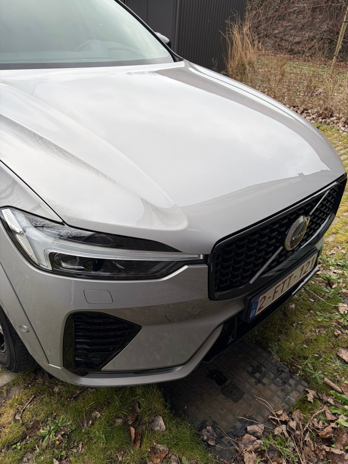 Volvo Xc60 B5 R-Design full option, Auto's, Overige kleuren, 5 deurs, Dealer onderhouden, SUV of Terreinwagen