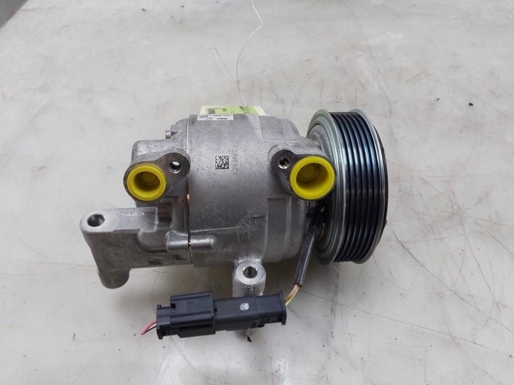 COMPRESSEUR CLIMATISATION Toyota Aygo X (|883100H030|), Valeo, Toyota, Utilisé, 100, rue de Courcelles
75017  Paris, FR