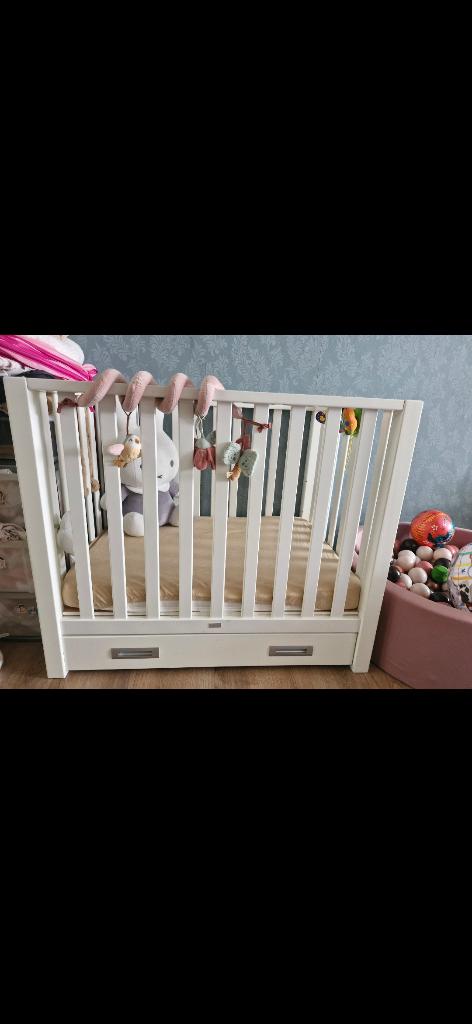 Box baby, Kinderen en Baby's, Babyparken, Ophalen, Zo goed als nieuw, In hoogte verstelbaar