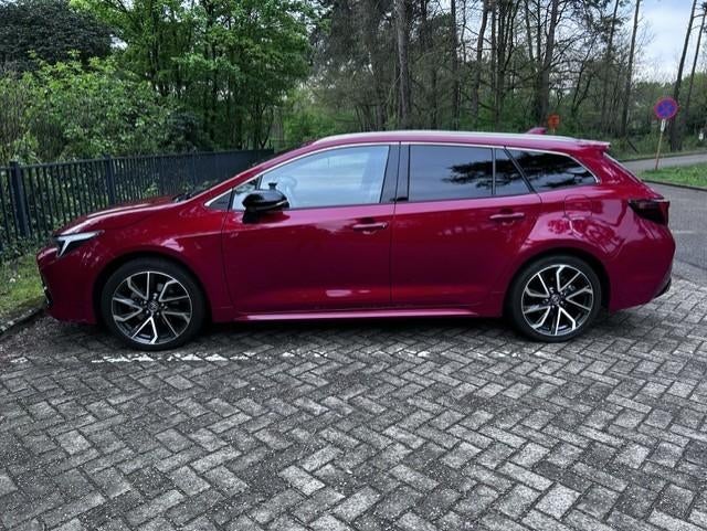Toyota Corolla TS Hybrid 2.0 Premium 196Pk Facelift, Corolla, Break, 5 deurs, 104 g/km