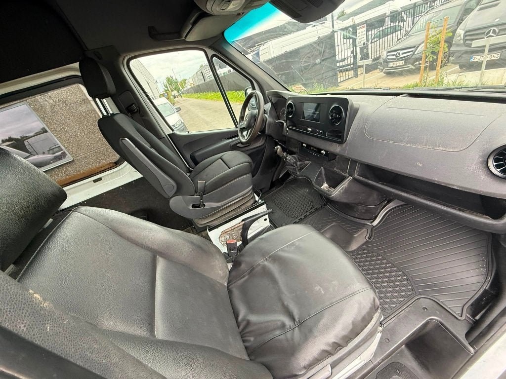 Mercedes-Benz Sprinter 519 (Stock ID 51173) — 21