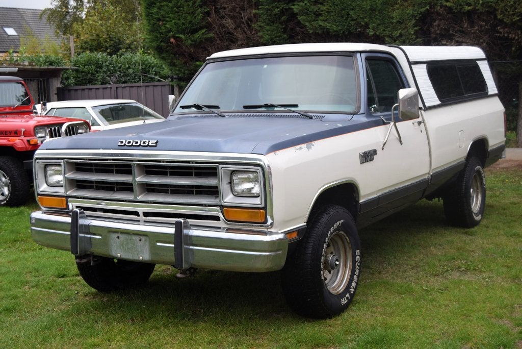 Dodge Power RAM 5.2L V8 318CID 1987, Autos, Autres modèles, Achat, 3 places, Bleu