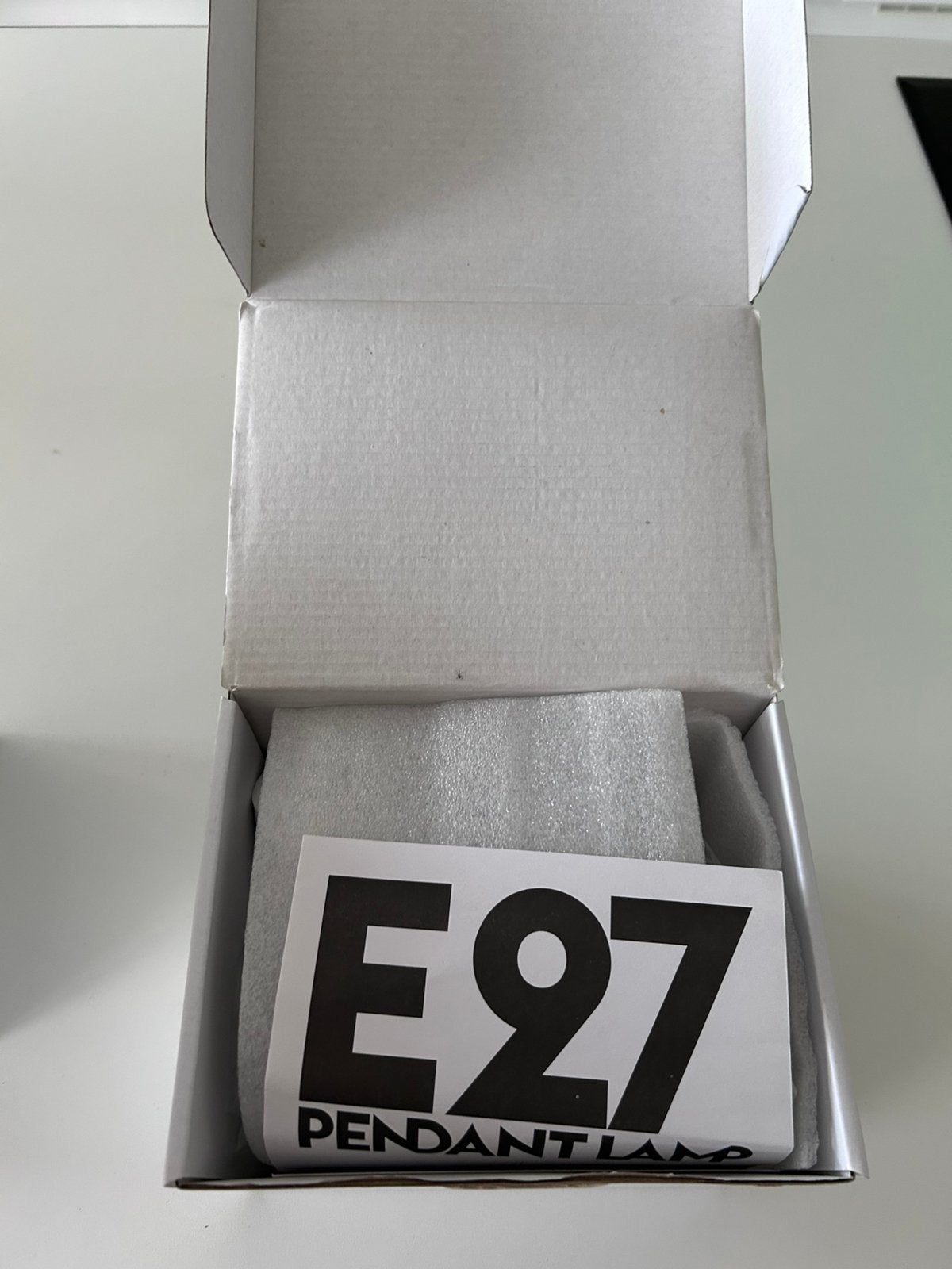 2x Muuto hanglamp NIEUW, Ophalen of Verzenden, Zo goed als nieuw