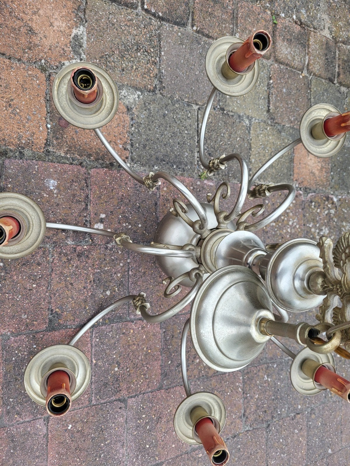 Luster lamp, Ophalen, Metaal