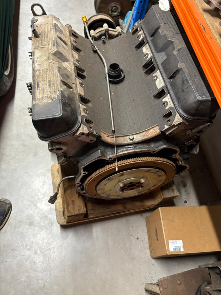 V8 4.6 Rover, Ophalen, Rover