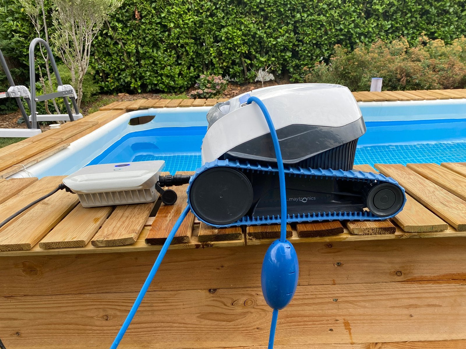 Robot Dolphins s5 de 3 ans très peu servi, Watersport en Boten, Kano's, Ophalen, Zo goed als nieuw
