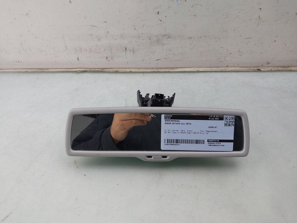 BINNENSPIEGEL Skoda Octavia Combi (5EAC) (01-2012/07-2020), Gebruikt, Info@skoda-auto.de, Skoda, Max-Planck-Straße  3-5
64331  Weiterstadt, DE