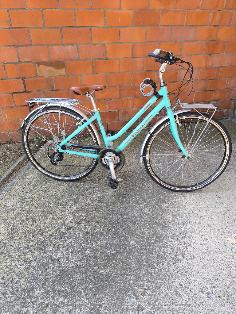 Dames fiets 'Bianchi Spillo Rubino Deluxe', Fietsen en Brommers, 47 tot 50 cm, Versnellingen, Nieuw, Ophalen