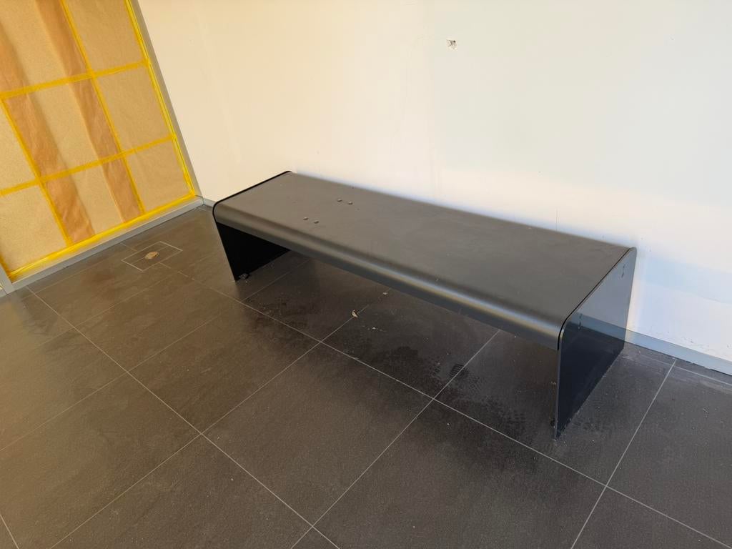 2 maal zwarte metalen design zitbank (wachtzaal), Receptie of Entree, Ophalen, Gebruikt, Inrichting