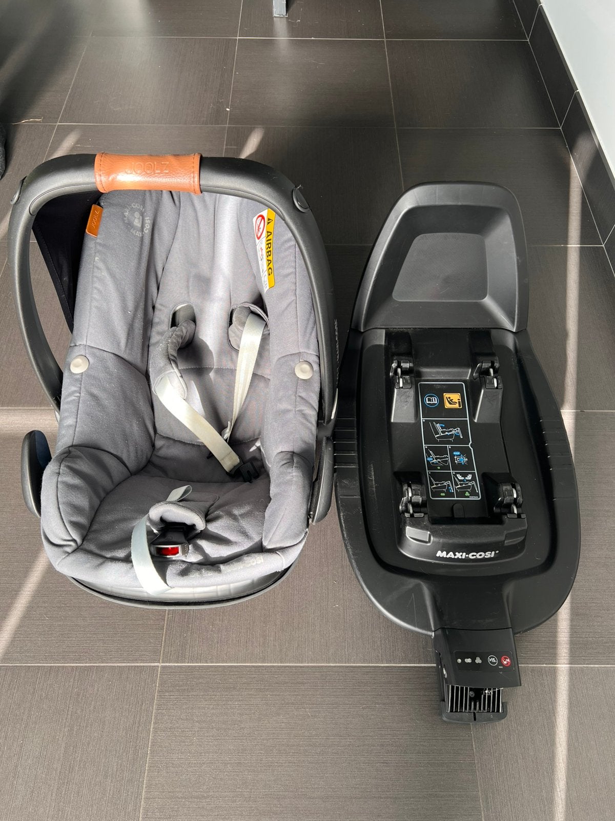 Maxi-Cosi + FamilyFix + adapters voor Joolz buggy te koop, Ophalen, Gebruikt, Maxi-Cosi, Isofix