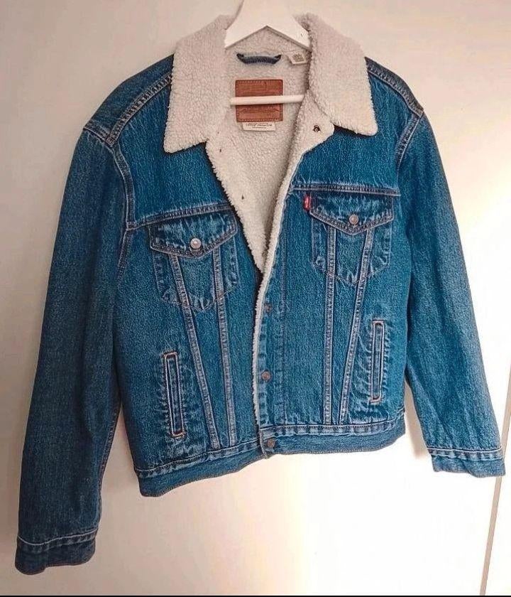 Levi's Premium Sherpa spijkerjack XL — Classic Trucker, Ophalen, Blauw, Maat 46/48 (XL) of groter, Gedragen