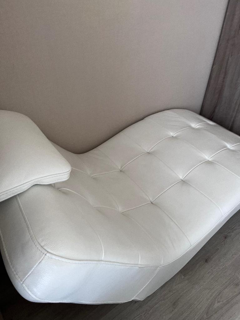 Zetel ( chaise longue), Huis en Inrichting, Zetels | Zetels, Ophalen, Eenpersoons, Leer, Zo goed als nieuw