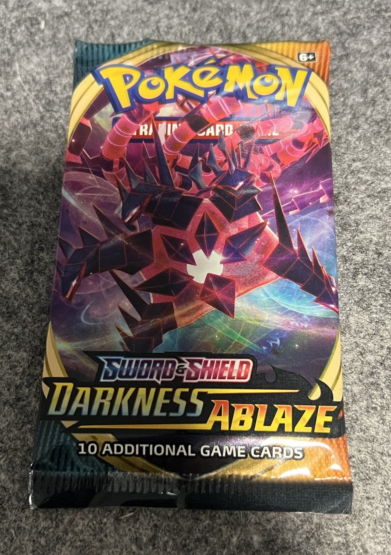Pokémon TCG SWSH Darkness Ablaze — sealed booster, Ophalen of Verzenden, Nieuw