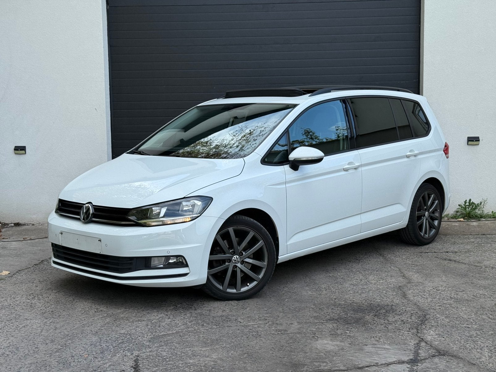 VOLKSWAGEN TOURAN 1.2 TSI – 7 PLACES – TOIT PANORAMIQUE, Achat, Entreprise, Boîte manuelle, Noir