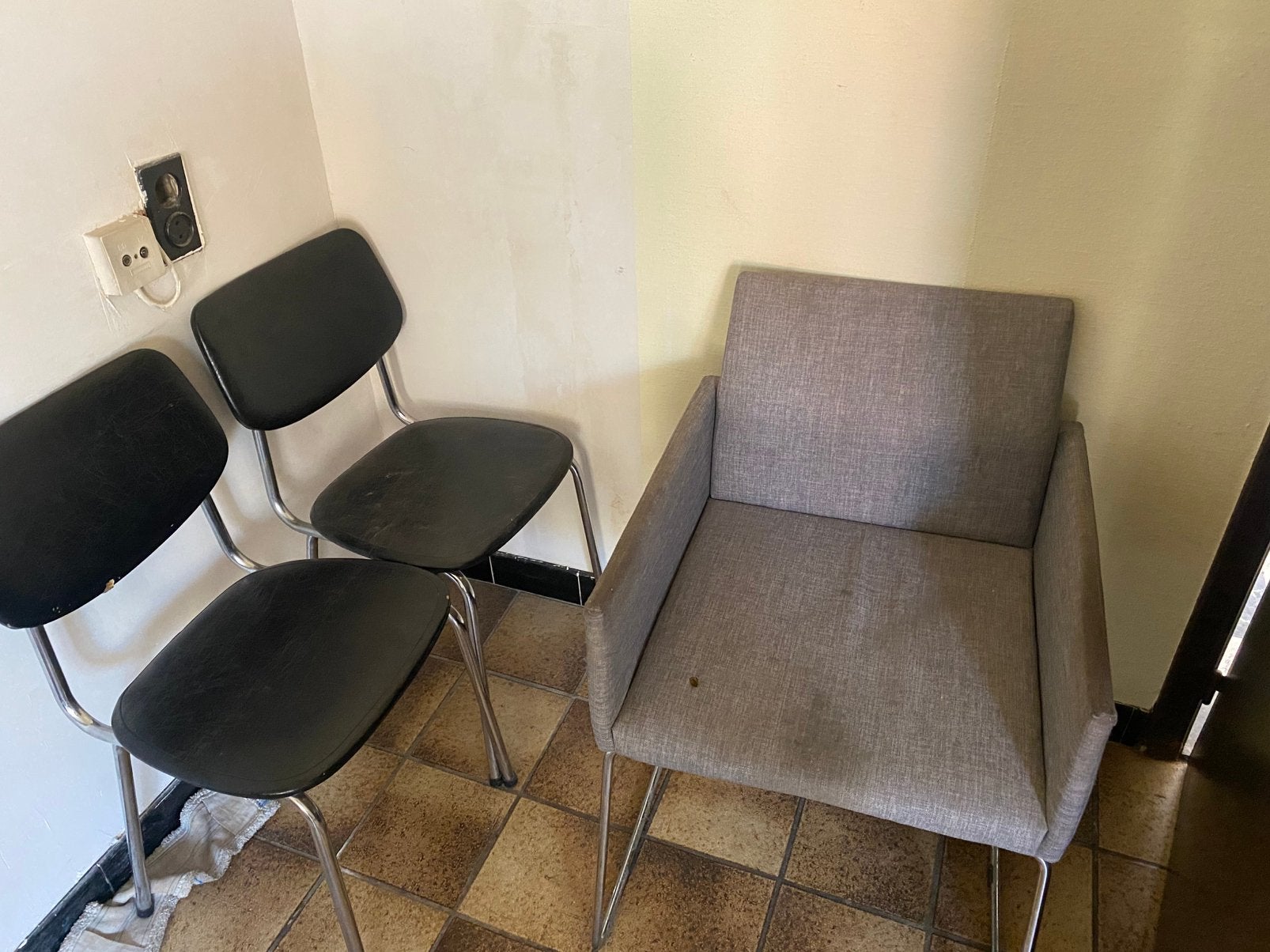 Chaises, Enlèvement, Comme neuf