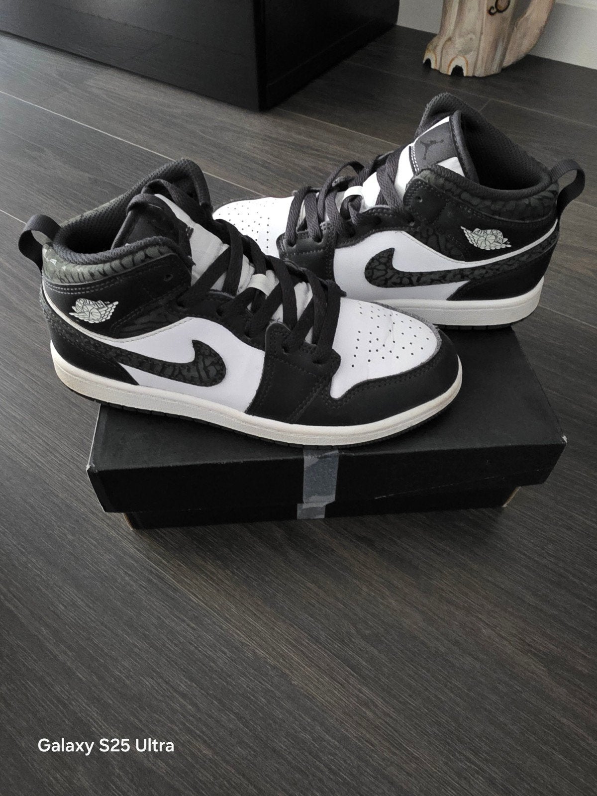 Jordan Air 1 Mid, Ophalen, Sportschoenen, Zo goed als nieuw, Jordan