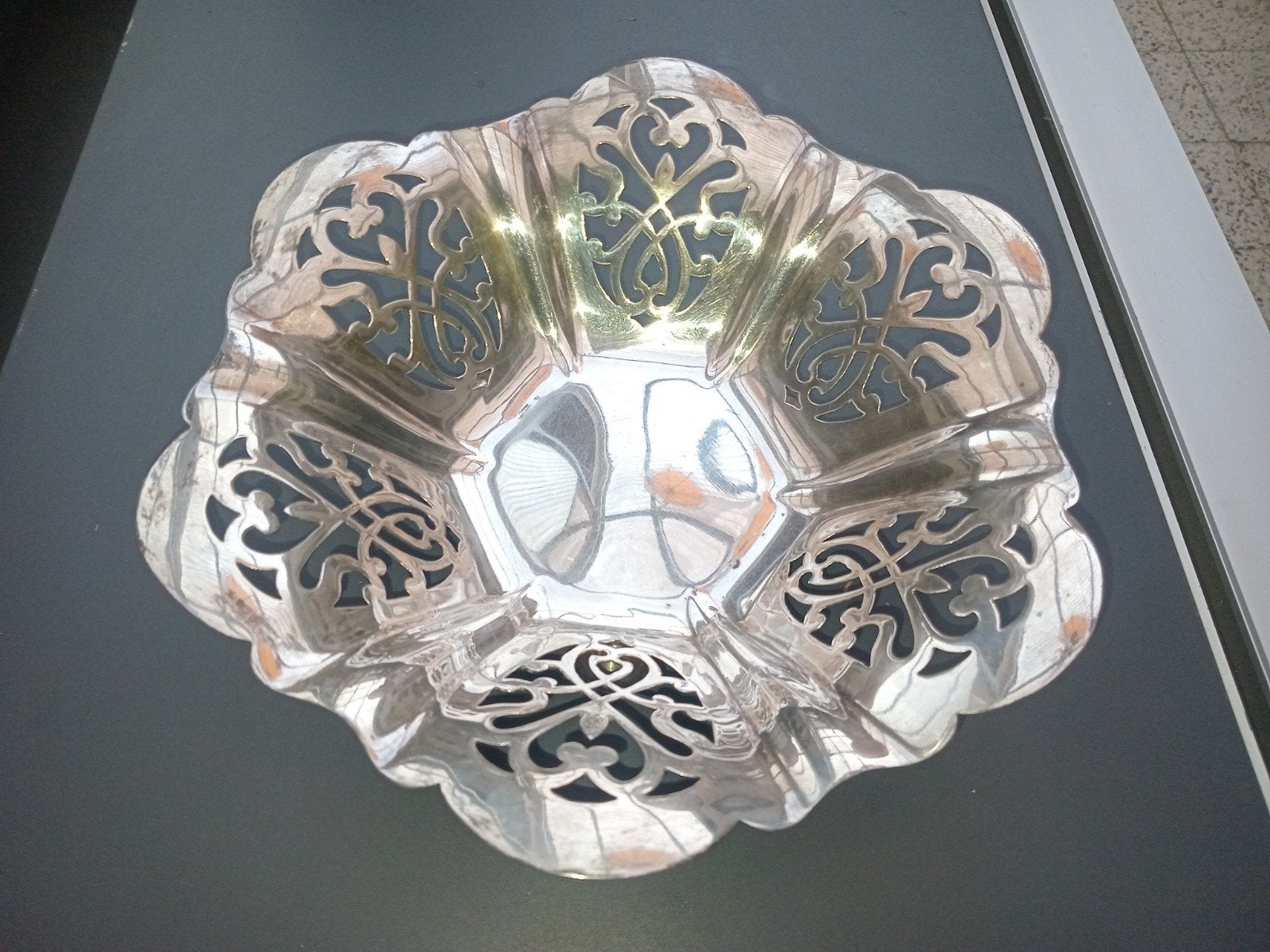 Coupe ajourée ancienne en métal argenté - Début XXe siècle, Antiquités & Art, Enlèvement ou Envoi, Argent