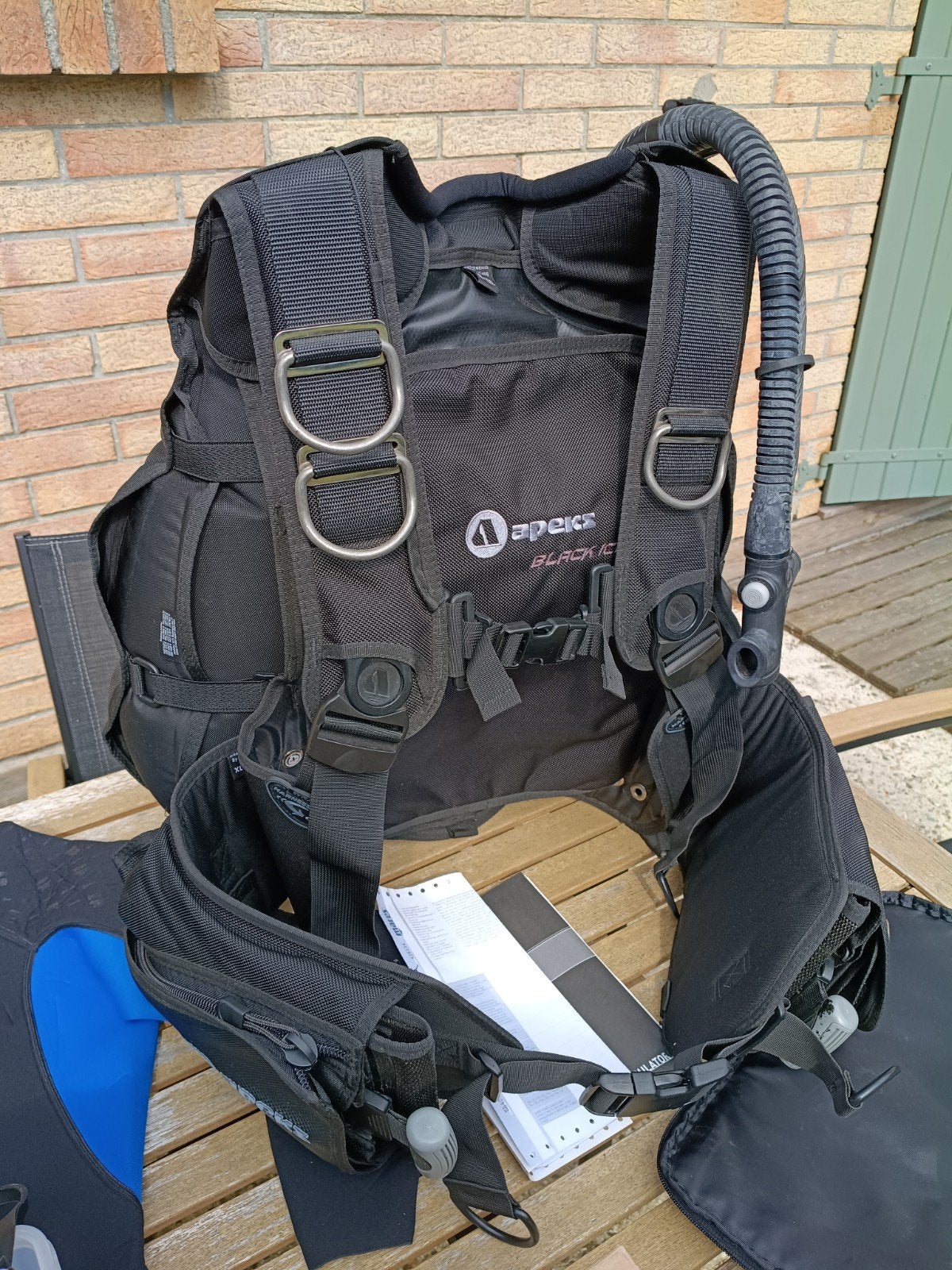 Gilet stabilisateur plongée Apeks Black Ice xl-xxl neuf, Sports nautiques & Bateaux, Enlèvement ou Envoi, Neuf, Gilet de stabilisation