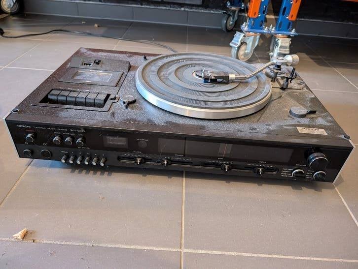 Hitachi SDT-2375 platenspeler/cassette/radio + LS 220 box, Enlèvement, Utilisé, Tourne-disque, Autres marques