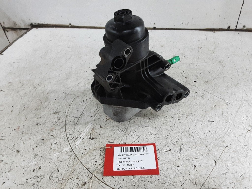 SUPPORT Volkswagen Tiguan Allspace (BW2) (03N115389K), Volkswagen, Mevr. I. Hauben, Utilisé, Rue de l'Espoir 34 34
4030  GRIVEGNÉE, BE