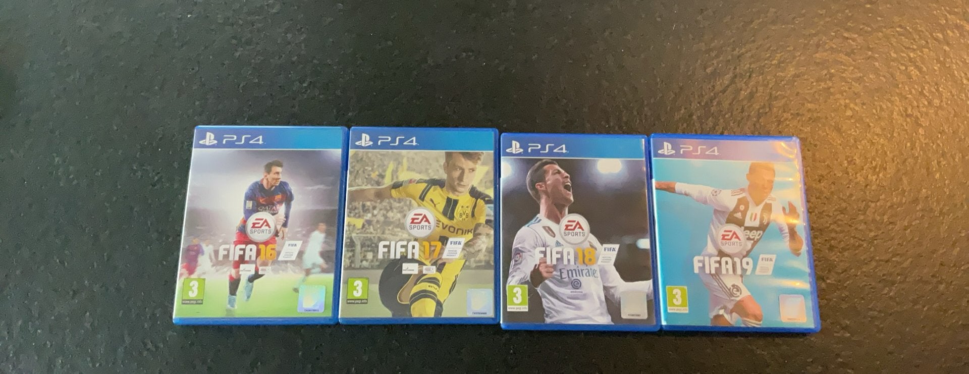 Collectie fifa vanaf 16 tot 19, Enlèvement, Sport, À partir de 3 ans